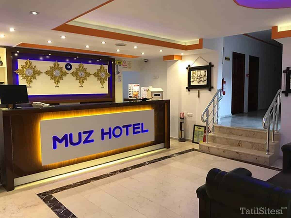 Muz Hotel